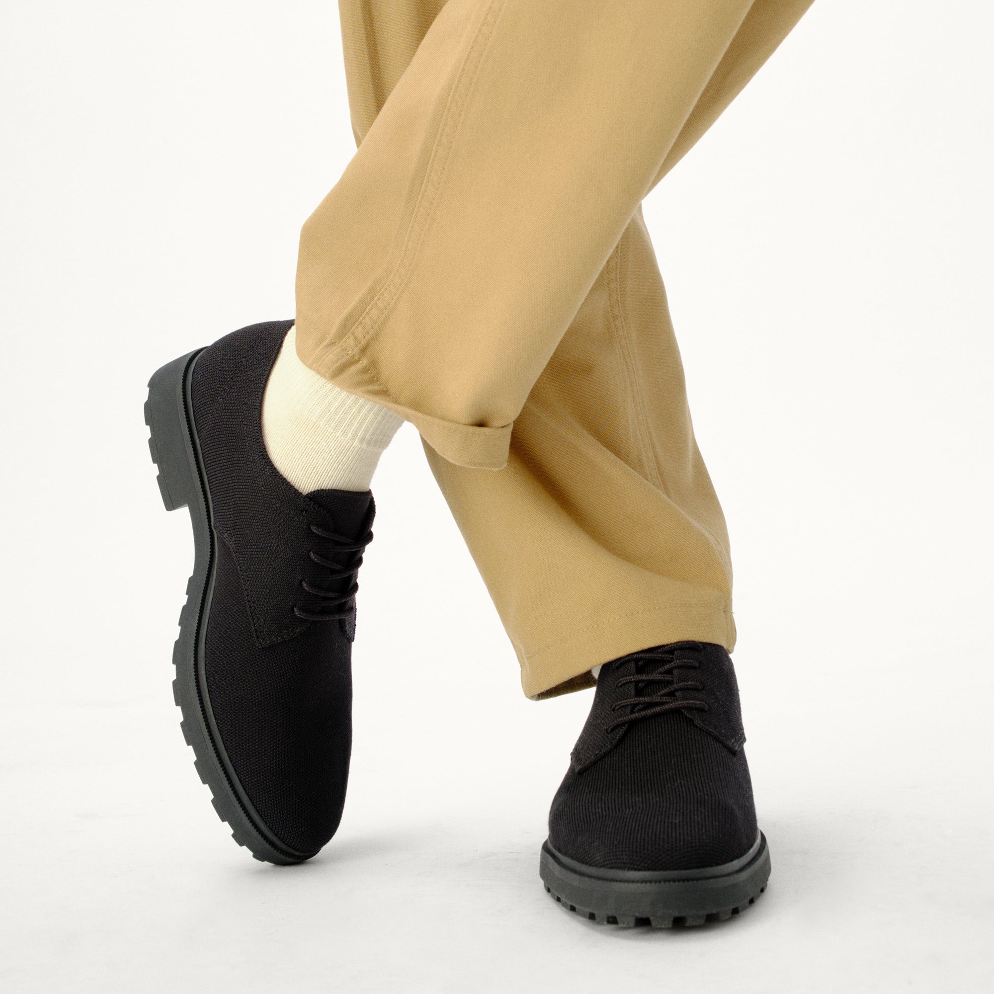Alternative view of The Lug Oxford   Black